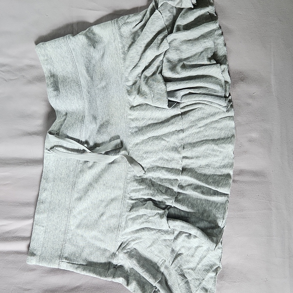 Express Ruffle Skirt Size M